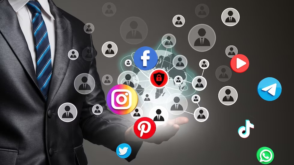 How To Build Your Leadership Brand Through Social Media